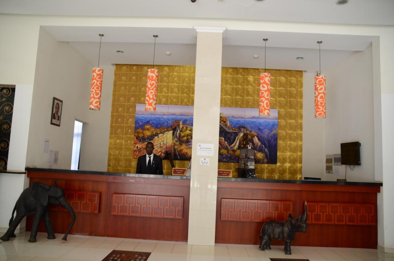 Soluxe Club International Hotel Nairobi Exterior photo
